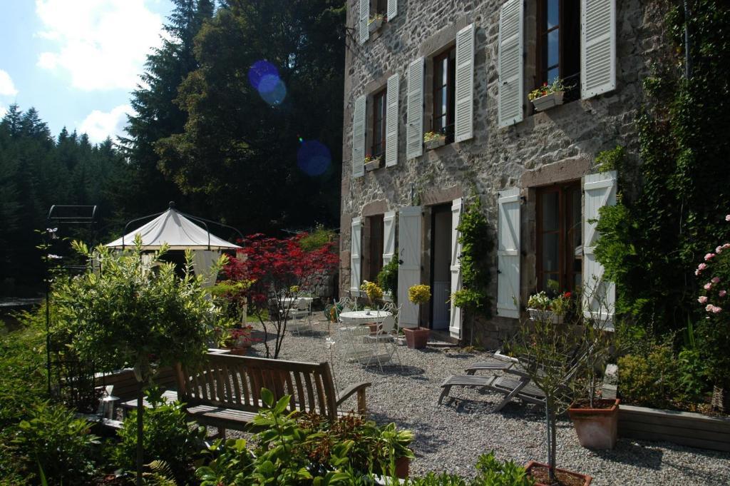 Le Moulin Des Farges Bed & Breakfast Meymac Luaran gambar