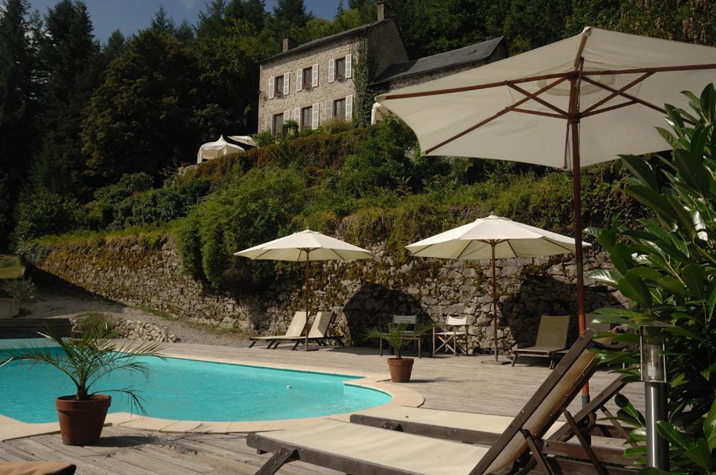 Le Moulin Des Farges Bed & Breakfast Meymac Luaran gambar